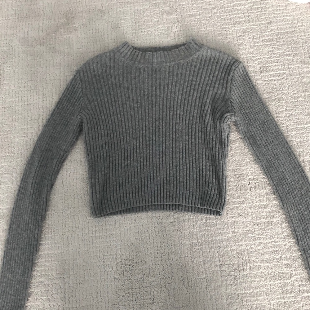 grey cropped sweater from Brandy Melville